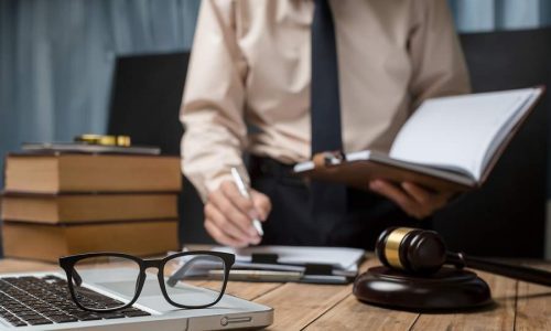 How a Good Workers’ Compensation Lawyer Can Help Your Case