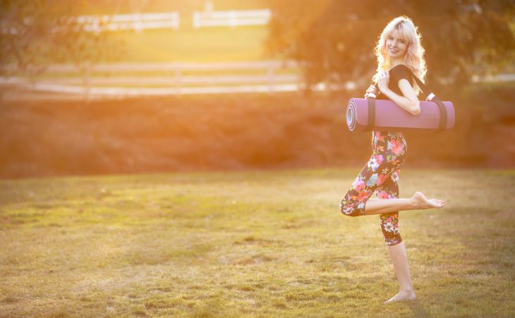 What is a Feetlu Yoga Knee Pad Cushion Exercise Knee Pad Folding, its usage