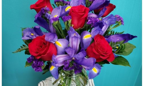 BF264 11K – A Ruby Rose Bouquet for Any Occasion