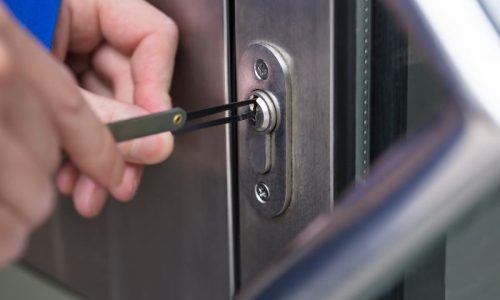 5 Reasons To Call A Locksmith