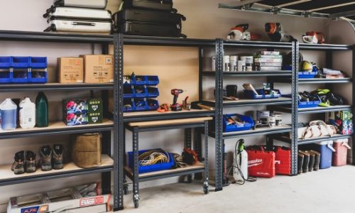 A Guide to the Best Garage Shelving – Free Up A Parking Spot