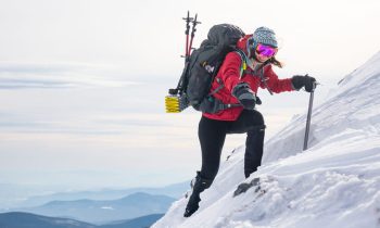 BEGINNER SNOWBOARDING TIPS [EVERYTHING TO KNOW]