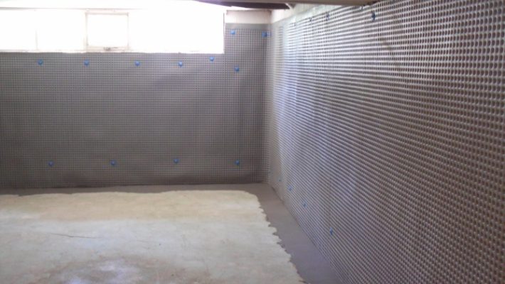 10 REASONS WHY YOU NEED BASEMENT WATERPROOFING