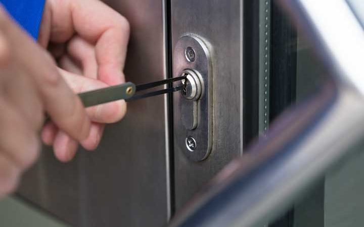 10 Reasons Why You Need a Local Locksmith