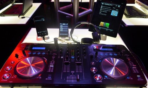 Getting the Party Started: How to Set Up for a Virtual DJ Performance