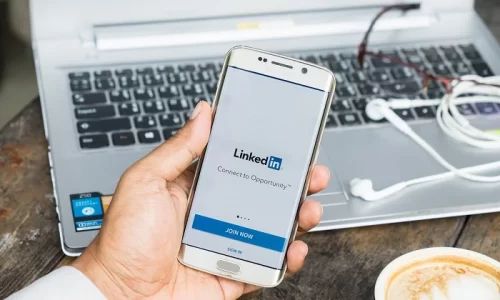 The Insider’s Guide to Boosting LinkedIn Post Views