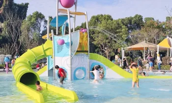 The Ultimate Guide to Water Park Equipment: Choosing the Best for Your Splashy Adventures