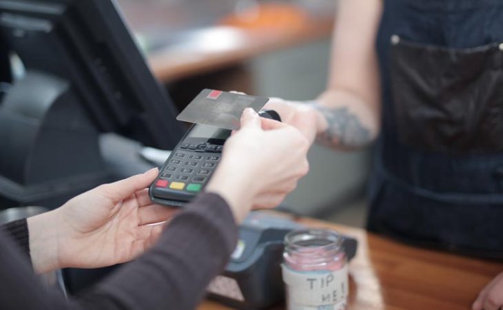 How Tap-and-Go Payments Boost Your Business Efficiency Instantly