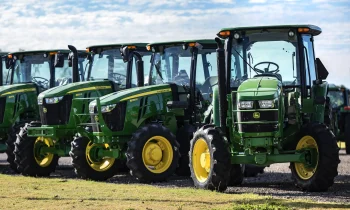 How to Quickly Access Service Manuals for John Deere Tractors Online