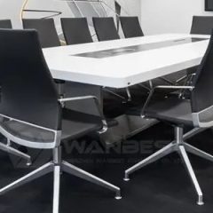 Top Benefits of Custom Conference Tables for Professional Settings