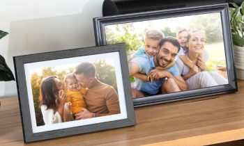 Make Holiday Memories Shine with an Electronic Photo Frame