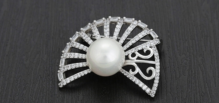 Brooches Bulk Orders: What Retailers Should Know