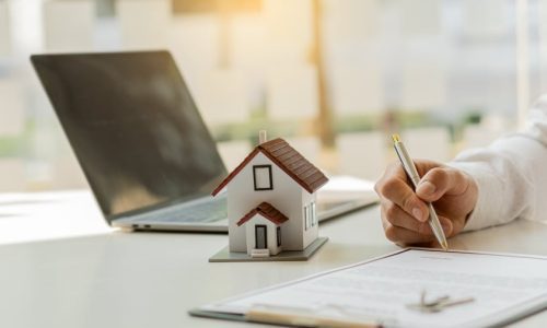 Wholesaling Real Estate for Beginners: A Low-Capital Strategy Explained
