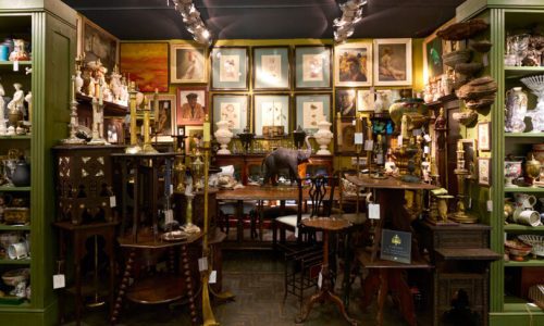 A Beginner’s Guide to Finding Unique Pieces: Why You Should Buy Antiques Online