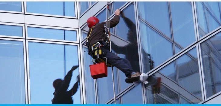 A Complete Guide to Commercial Window Cleaning in Dubai
