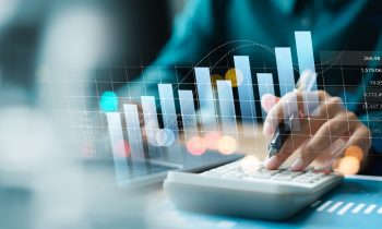 Private Equity: Mid-Market Analytics Maturity Insights