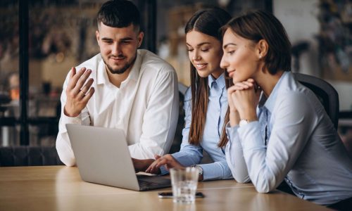 7 Critical Things to Ask Your Manchester Web Designer Before Hiring